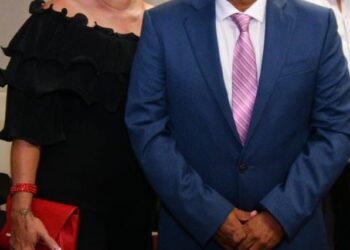 Alcalde de Río Grande juramentará a un tercer término en una ceremonia de pueblo en la Plaza Pública