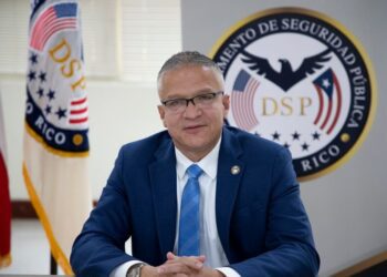 Alexis Torres renuncia a su cargo como secretario del DSP