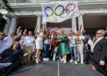 COPUR recibe a la nueva Gobernadora en el día de su juramentación