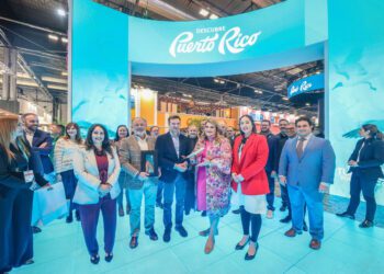 Puerto Rico e Iberia renuevan su acuerdo promocional en FITUR 2025