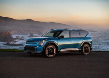 KIA EV9 gana el premio a la “Mejor SUV Eléctrica 2025”