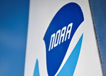 Despiden a cientos de meteorólogos de NOAA en más reciente ola de recortes del gobierno