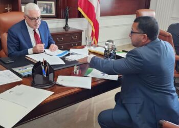 Alcalde de San Lorenzo se reúne con Presidente del Senado