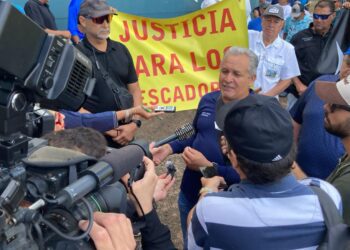 Pescadores exigen acción inmediata al Secretario de Recursos Naturales tras increíble tardanza en pagos por el huracán María