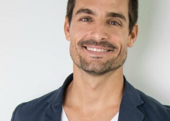 El Dr. Sebastián Bonnin presenta su libro Ajústate