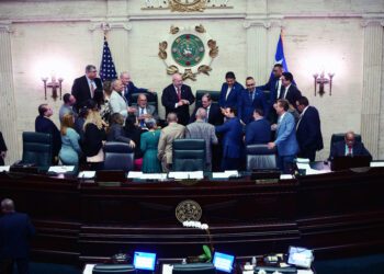 Cámara aprueba un aumento en multas a las empresas a cargo del servicio eléctrico