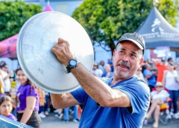 Gigante guiso de patitas y competencia de baile en el Carnaval Mabó 2025