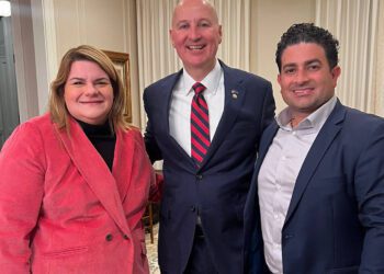 Energía y eficiencia gubernamental dominan la agenda de la gobernadora en la capital federal  