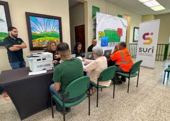 Aibonito celebra exitosa feria de llenado de planillas estatal gratis