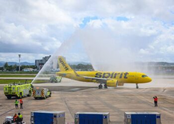 Compañía de Turismo Anuncia Llegada de Nuevo Vuelo de Spirit Airlines entre Texas y Puerto Rico