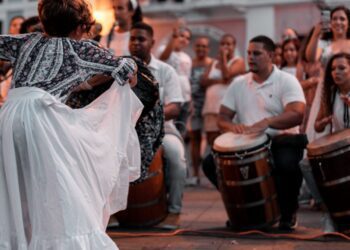 Barceloneta ofrece Taller de Bomba gratis