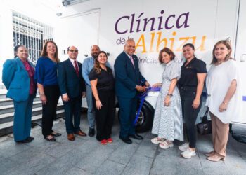 La Universidad Albizu inaugura la primera Unidad Móvil de la Clínica de la Albizu en Puerto Rico gracias a la subvención de la organización Direct Relief