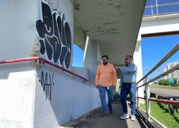 Alcalde de Luquillo se une a reclamo ciudadano que exige  la atención de DTOP para mejorar el puente peatonal sobre la Carretera # 3
