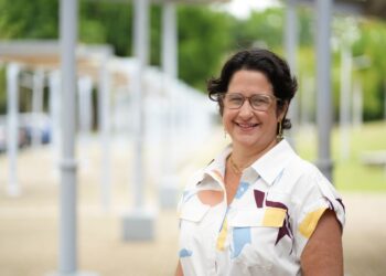 Escritora aguadeña se alza con el XIII Premio El Barco de Vapor Puerto Rico por su obra Walkie-talkie