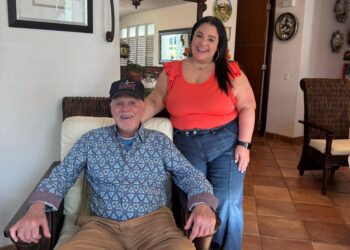 Fragoso Performing Arts Studio recibe la bendición de Father Fame