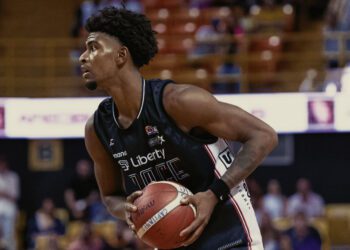 Aleem Ford se reporta a los Leones