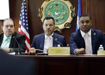 Respaldo firme a proyecto que transformaría el malecón de Cataño en zona de turismo gastronómico