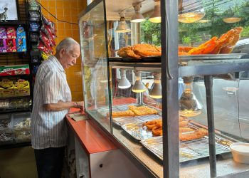 Representante y presidente de la Comisión de Asuntos del Consumidor reconoce la gran aportación de querido empresario arecibeño