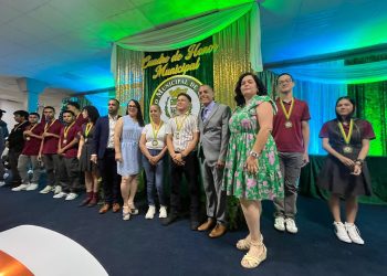 Guayanilla se engalana para rendir homenaje a sus estudiantes destacados del Cuadro de Honor Municipal 2025
