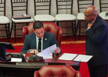 Senado aprueba crear “Ley de Acompañamiento para Pacientes de Diálisis y Pacientes de Diálisis con necesidades de movilidad”