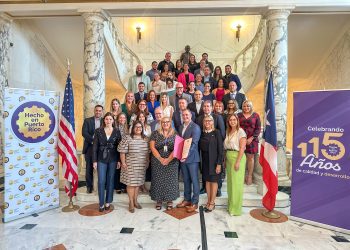 Senado de Puerto Rico reconoce a  Hecho en Puerto Rico en su 115 aniversario