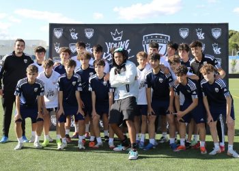 Young Kingz Foundation y DV7 Academy se unen en una alianza global que combina fútbol