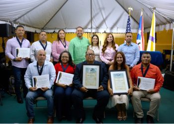 Reconocimientos y ascensos en la policía municipal en Peñuelas