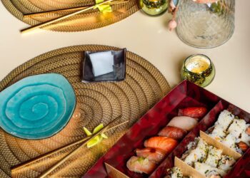 Por primera vez llegan los sushi Boxes of Boū  a tu casa con el sushi más fresco