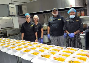 Comedor en Fajardo entrega cerca de 450 mil platos de comida caliente, gratis