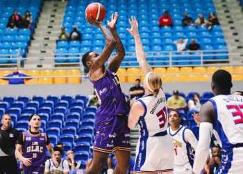 Osos resisten avance y dominan a los Gigantes en Manatí