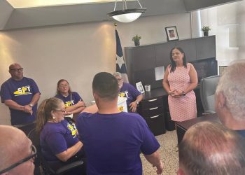 Presidenta de la Comisión de Trabajo de reúne con los trabajadores: Reitera su compromiso con condiciones laborales justas y dignas