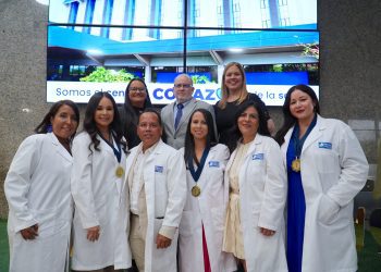 Hospital Pavia Caguas celebra la graduación de su segunda clase de médicos internos y reafirma su compromiso con la formación médica en Puerto Rico