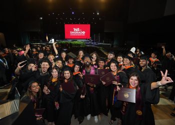 La Universidad del Sagrado Corazón gradúa a 938 estudiantes y confiere el doctorado honoris causa a Gloria Viscasillas Aponte  