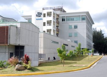 UPR Bayamón recibe subvención de $2.3 millones de Purdue University para proyectos en energía y sostenibilidad