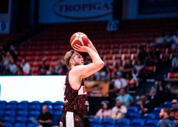 Romero anota 29 puntos en triunfo de Guaynabo sobre los Leones