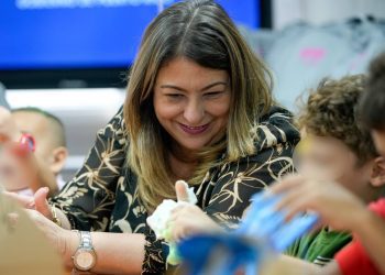 Departamento de la Familia ofrece consejos para el bienestar de los menores