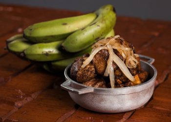 Gastronomía criolla y cócteles exclusivos en el Coliseo de P.R. elevarán la experiencia de la Residencia Musical de “Bad Bunny”