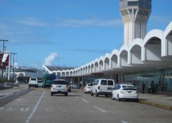 Federales ejecuta operativo por narcotráfico a través del aeropuerto