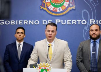 Gobierno de Puerto Rico impulsa el regreso a clases con exención de IVU y bono escolar para familias TANF