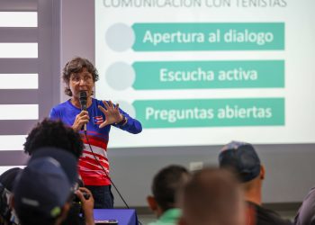 Capacitan a entrenadores de tenis de Puerto Rico 