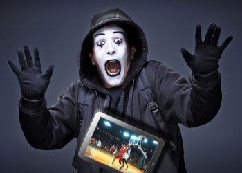 La CST lanza campaña “Si no te ven, te llevan enredao”