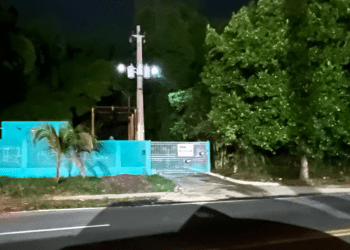 Residentes de Valenciano Abajo en Juncos Denuncian Falta de Agua Potable desde el Domingo: Acusan a Acueductos de Dar Información Falsa