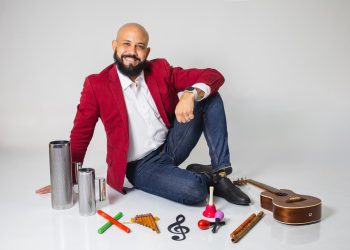 Maestro Roger lanza “A la escuela con Maestro Roger”