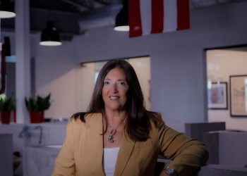 De Puerto Rico para el mundo; La Academia Latina de la Grabación® honra a Maricarmen “Tuti” Bou como una de las Leading Ladies of Entertainment 2025