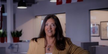 De Puerto Rico para el mundo; La Academia Latina de la Grabación® honra a Maricarmen “Tuti” Bou como una de las Leading Ladies of Entertainment 2025