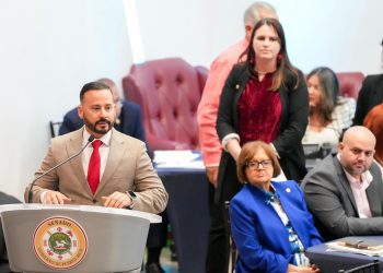 Senado concluye los trabajos de la Comisión Total Especial