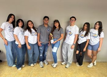 Estudiantes de UPR Aguadilla lideran proyecto de prensa deportiva universitaria con el lanzamiento de Shark Sport