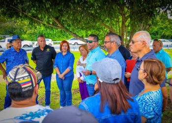 Comisión del Senado inspecciona condiciones de seguridad vial en carreteras de Vega Baja y Morovis   