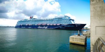 El Crucero Mein Schiff 1 realiza su primera parada en San Juan