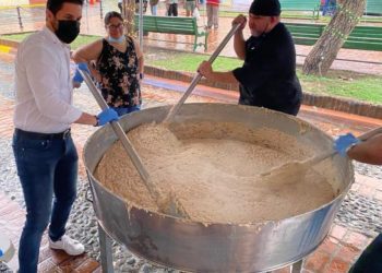 San Germán enciende la Navidad con el ‘Cuarto Festival del Arroz con Dulce y Almojábanas’